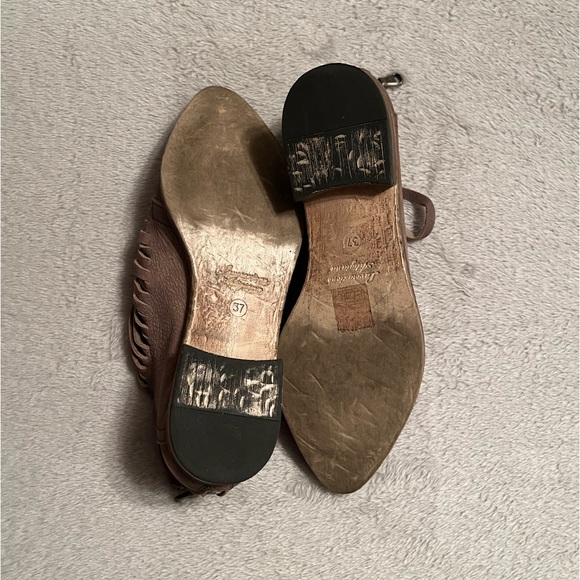 EUC Free People Lost Valley Ankle Boots—size 37 (size 7) - Picture 7 of 9